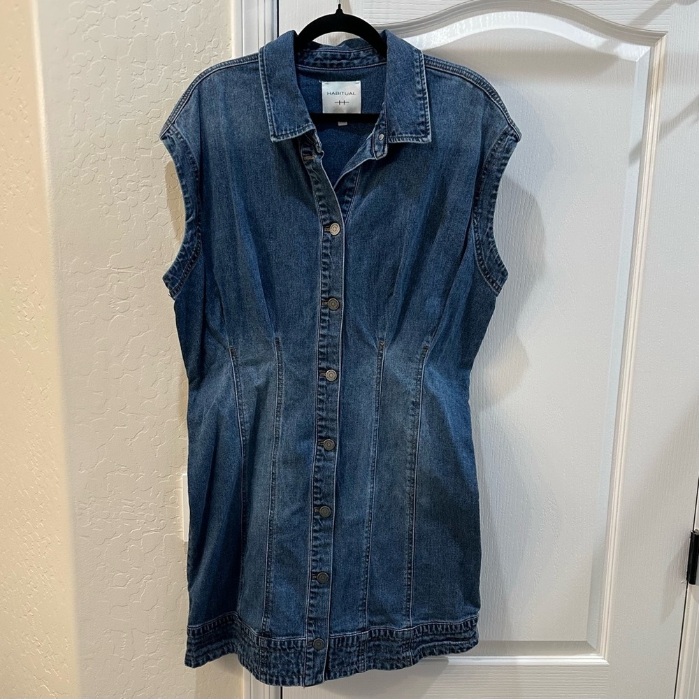 NEW Habitual Denim Button Front Dress
